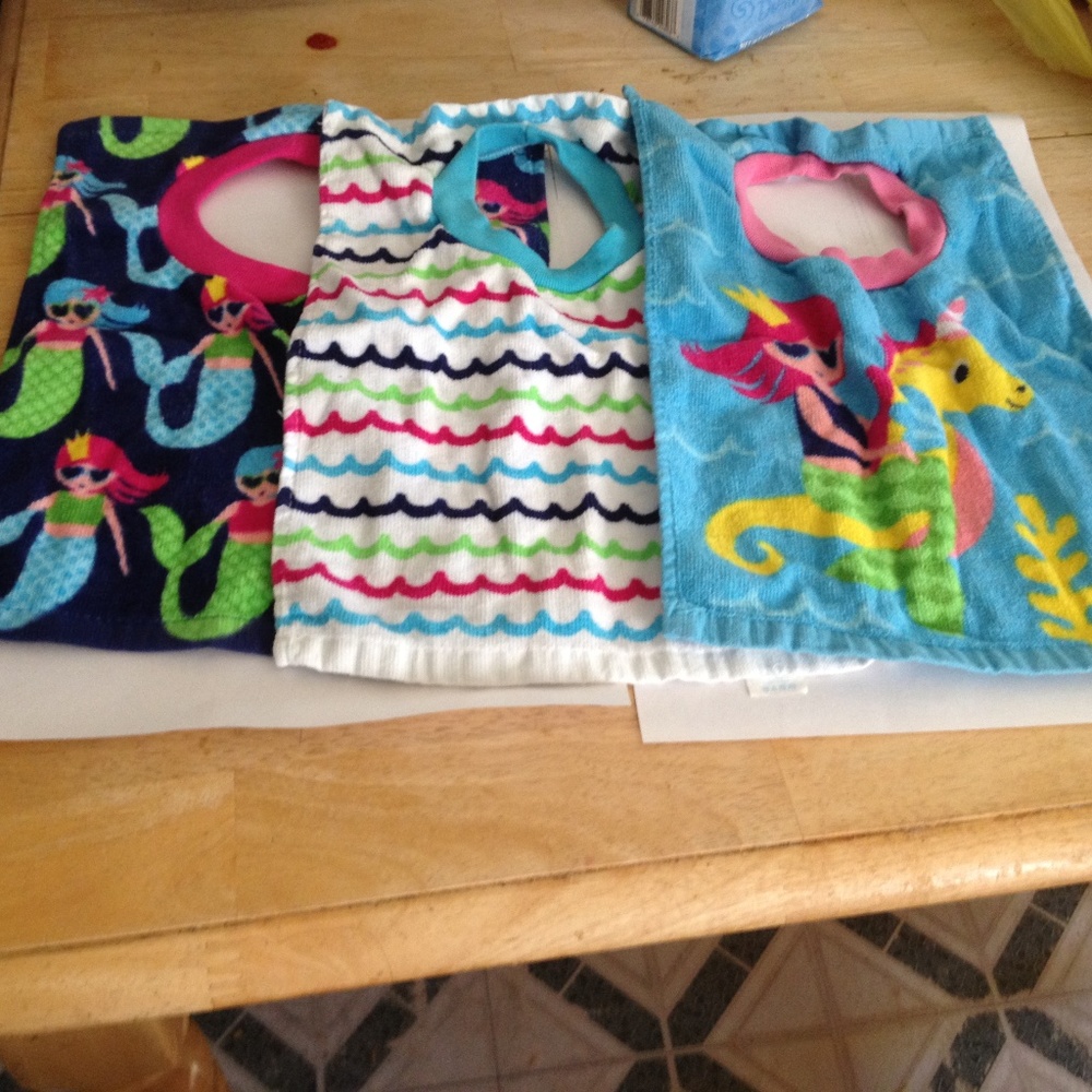 bibs